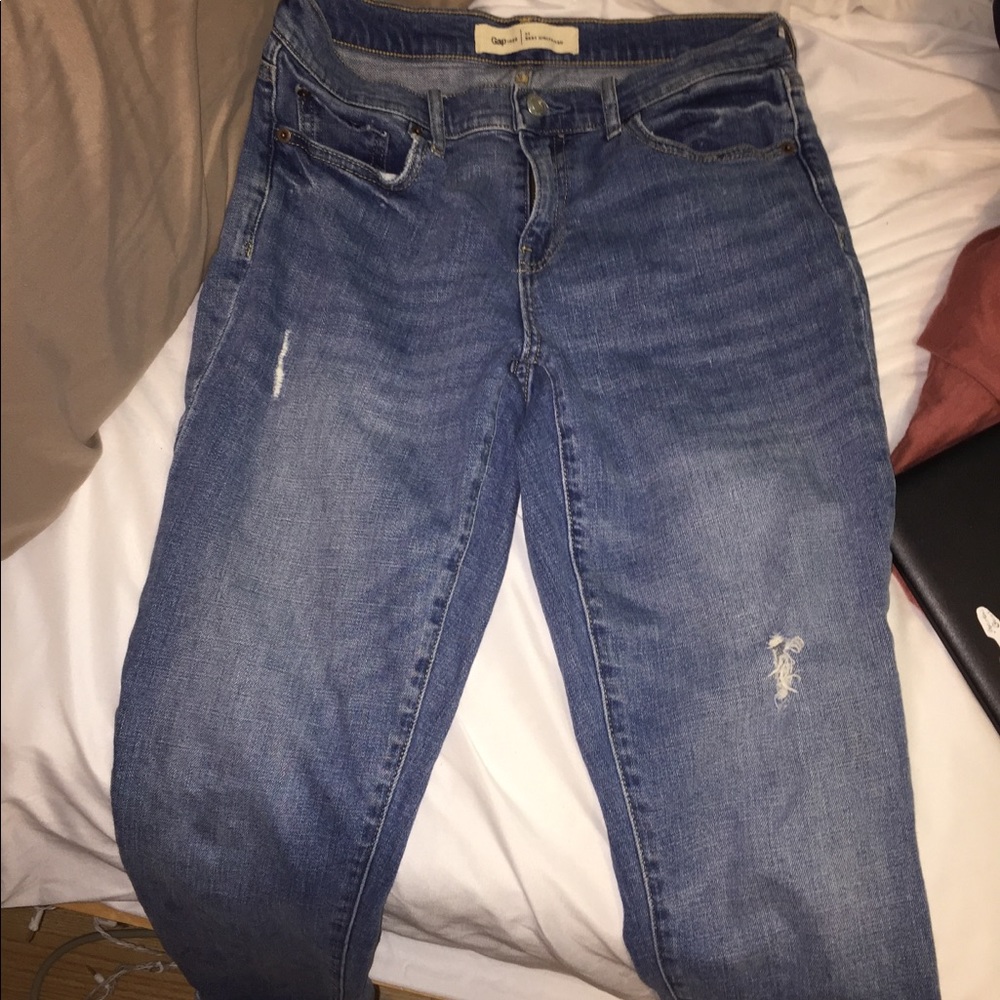 Gap girlfriend fit jeans
